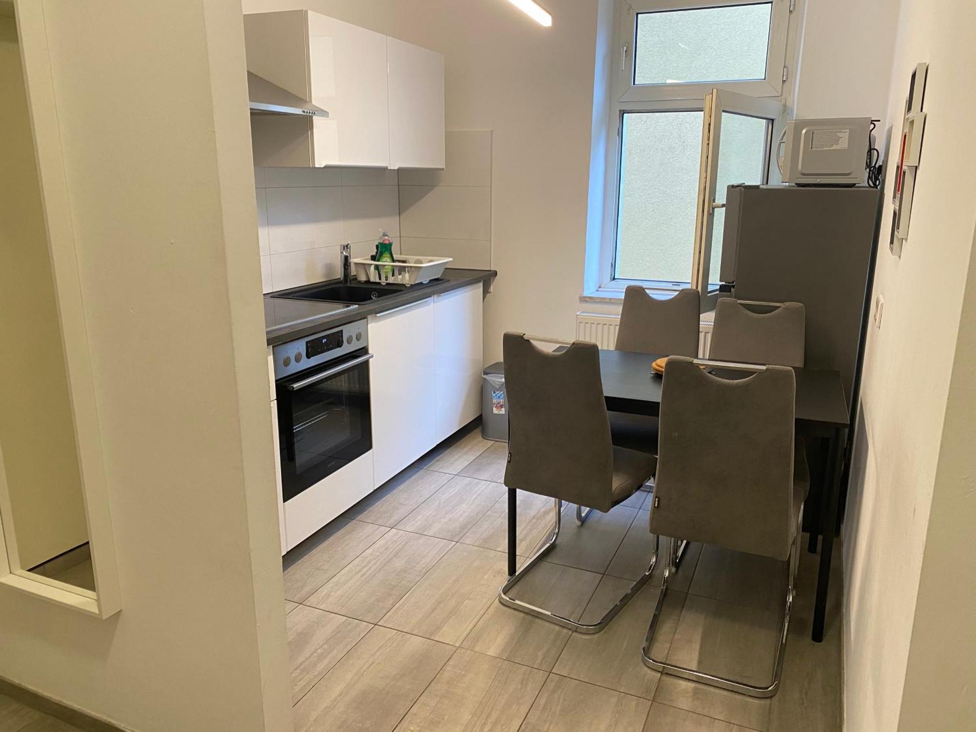 Apartments - Free Parking - Wifi - Kitchen エッセン エクステリア 写真